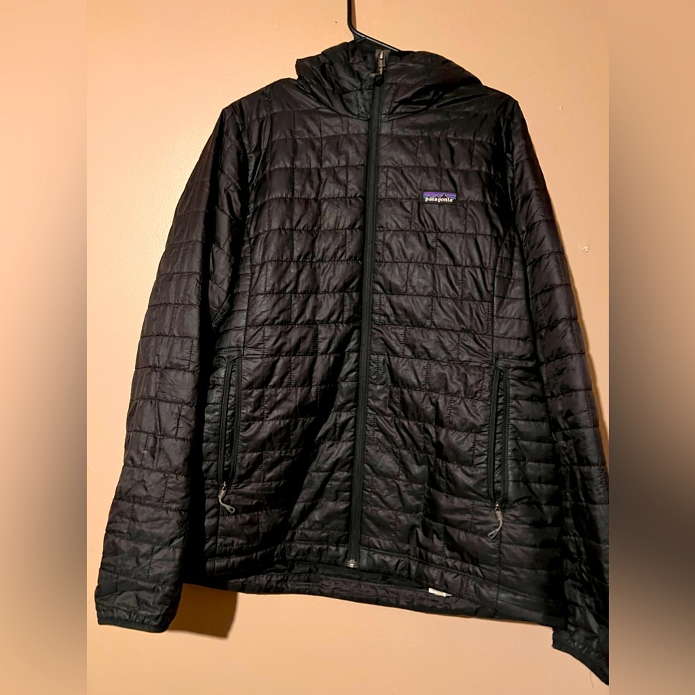 Patagonia nano puff women’s xl.